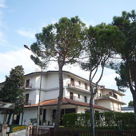 Hotel International Sirmione Kültér fotó