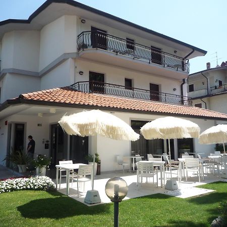 Hotel International Sirmione Kültér fotó