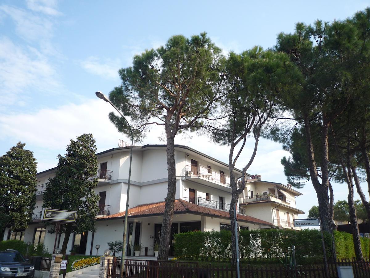 Hotel International Sirmione Kültér fotó